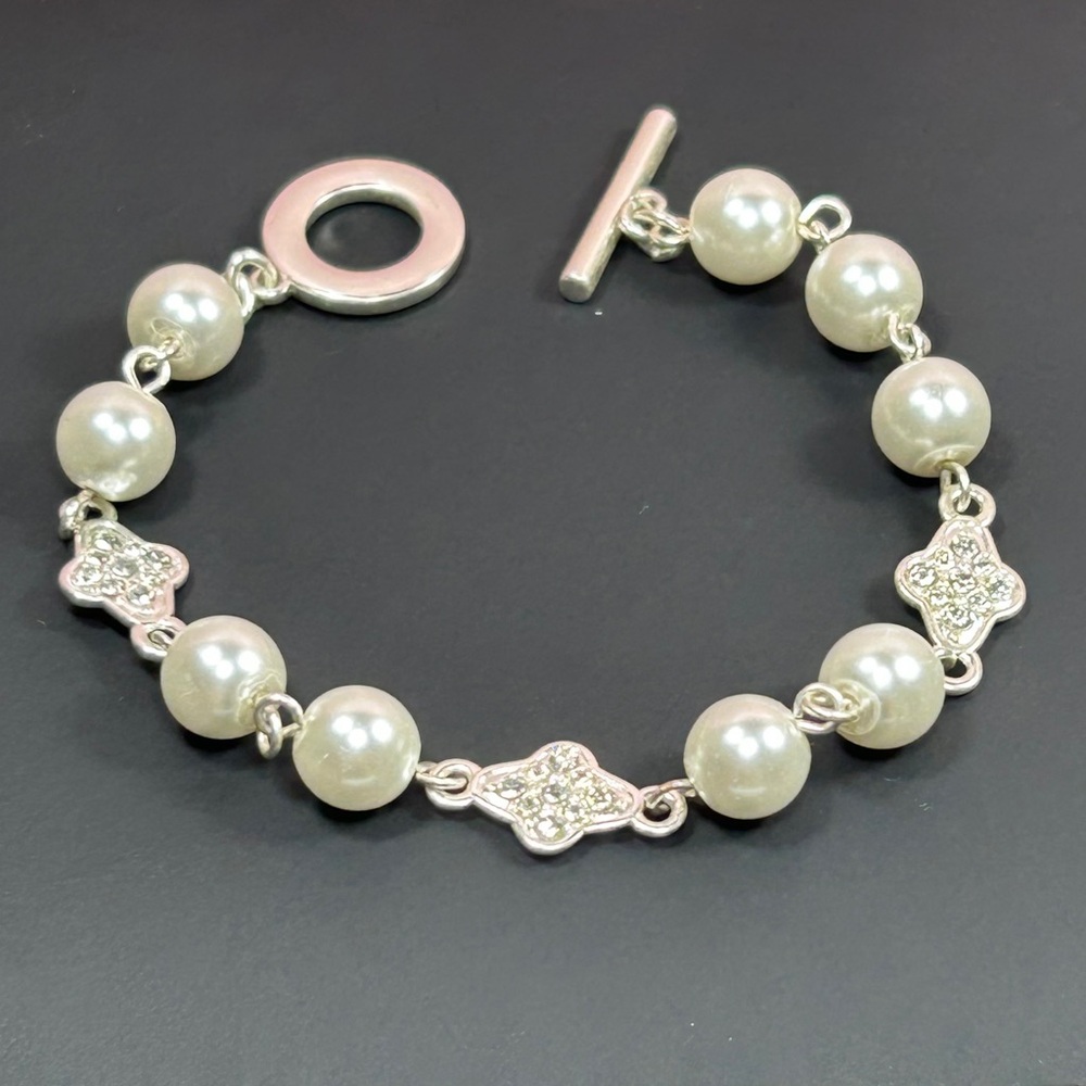 Elegant Silver Pearl & Rhinestone Bracelet